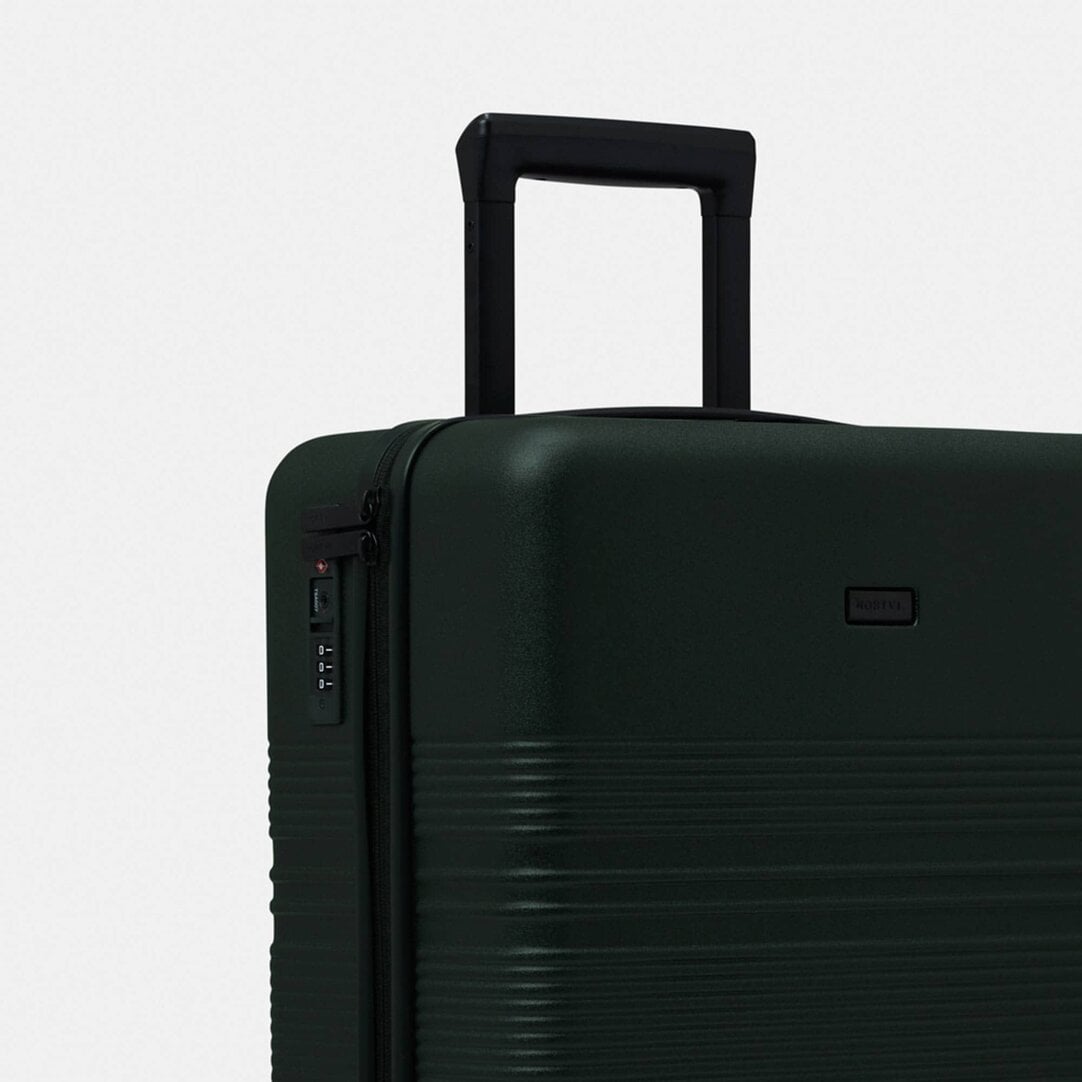 Essential Cabin Suitcase | Dark Green | Sustainable & Unique
